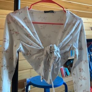 brandy melville wrap top with pink flowers